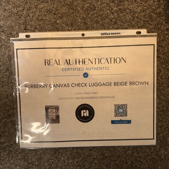 CERTIFIED AUTHENTIC Burberrys Blue Label Vintage Check Rolling Suitcase - Picture 15 of 15